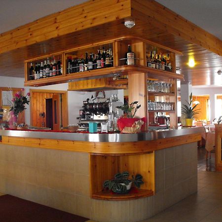 Hotel Valdotain Villeneuve Exteriör bild
